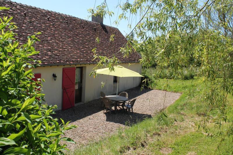 La Petite Fermette Villa Challuy Bagian luar foto